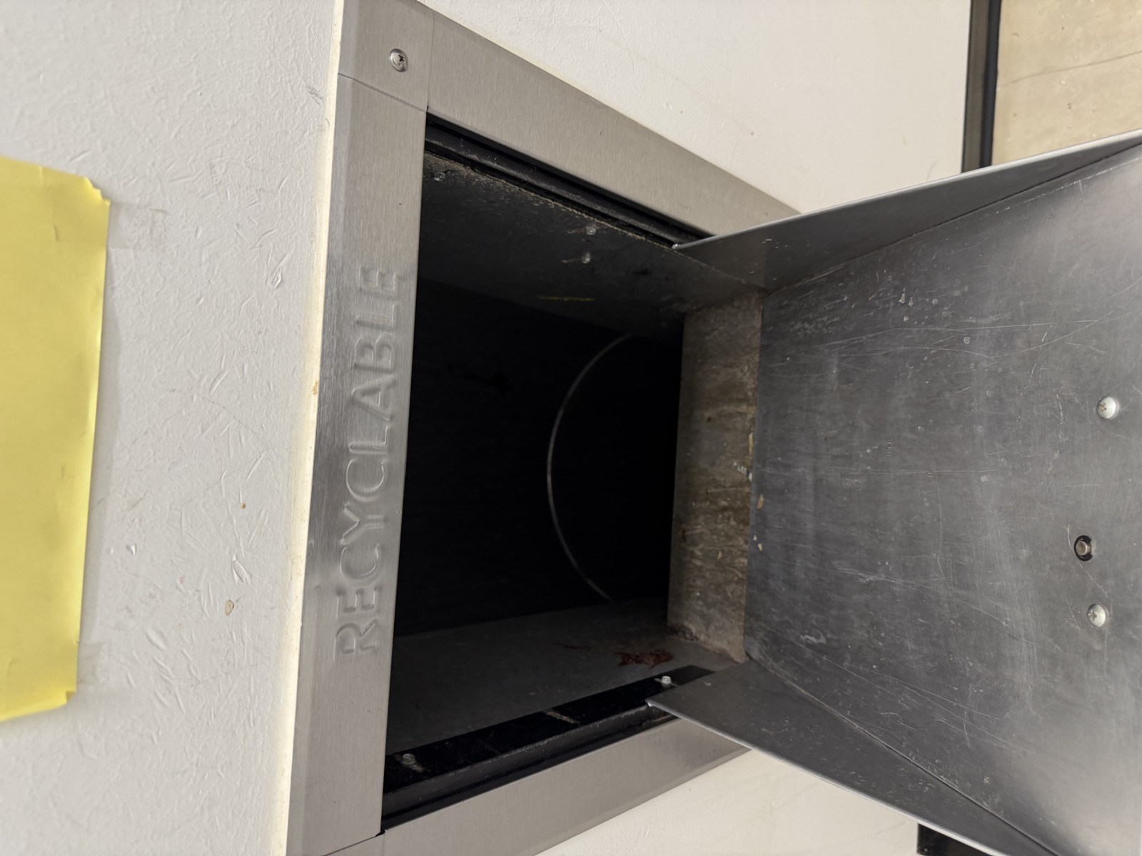 Floor 6 - Recycle Chute